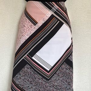 Elegant Pink and Black Geometric Skirt